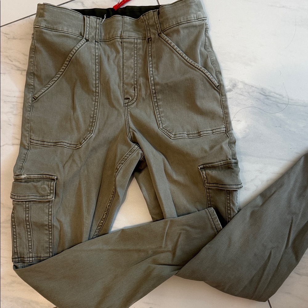 SPANX Women's Cargo Pants in Olive Green